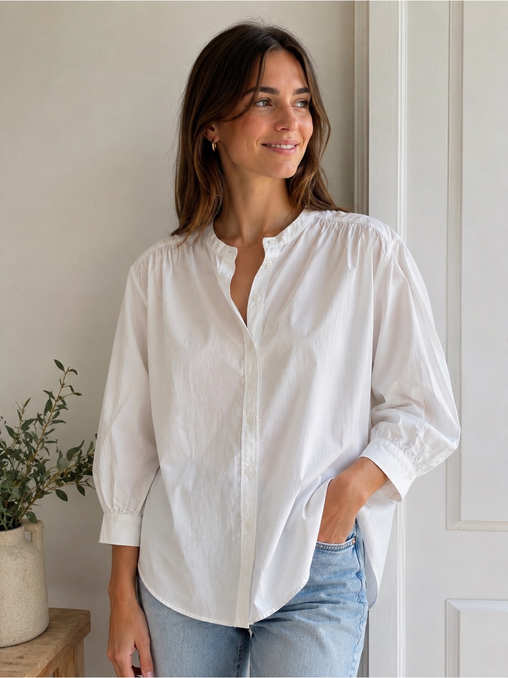 Boden White Button-Down Puff-Sleeve Henley Shirt